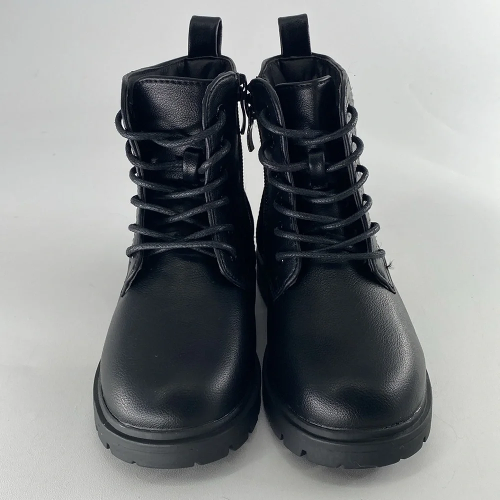 Dream Pairs Black Side Zip Round Toe Combat Boots Size‎ 9 NWOT
